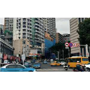 源梦文旅｜隐匿于都市霓虹下的新生街和偏石板坡，拾起时光的褶皱